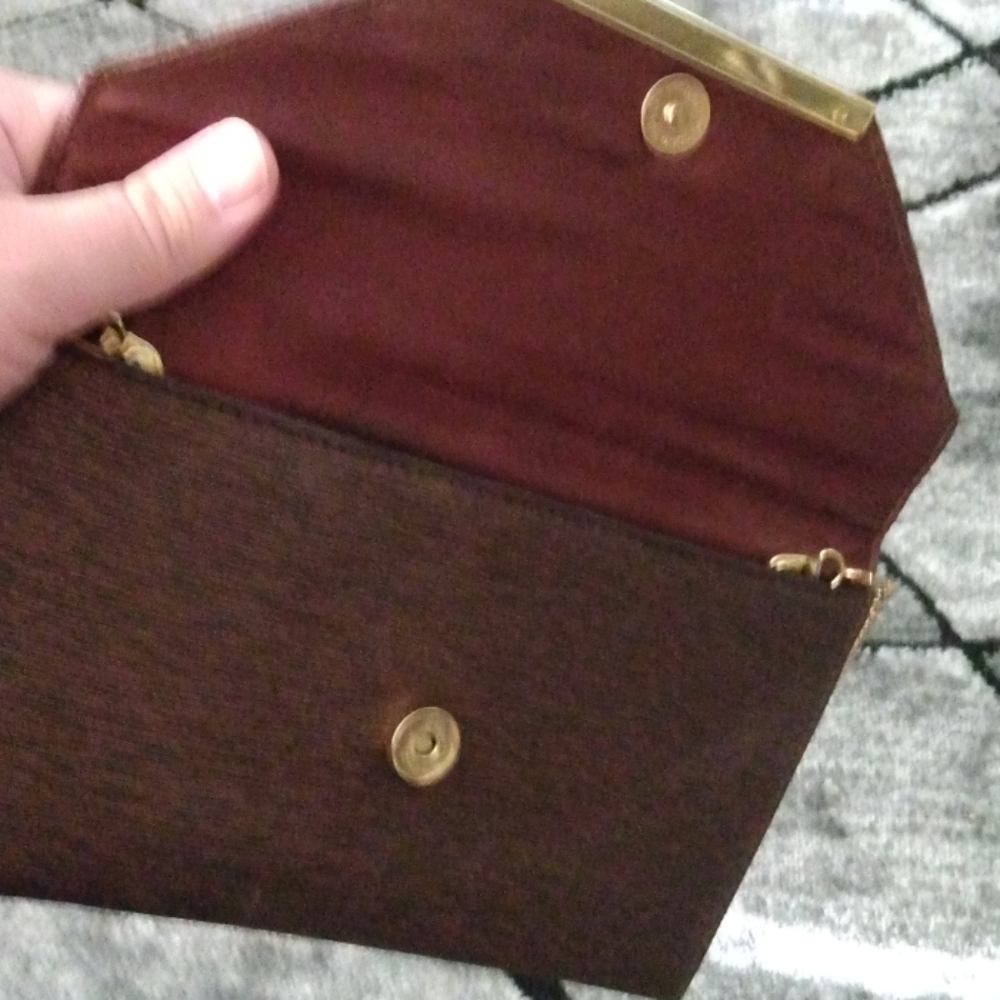 Purse - Picture 2 of 3